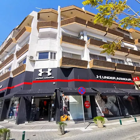 アパート Daze Off Apartment, 300m To The Finikoudes *